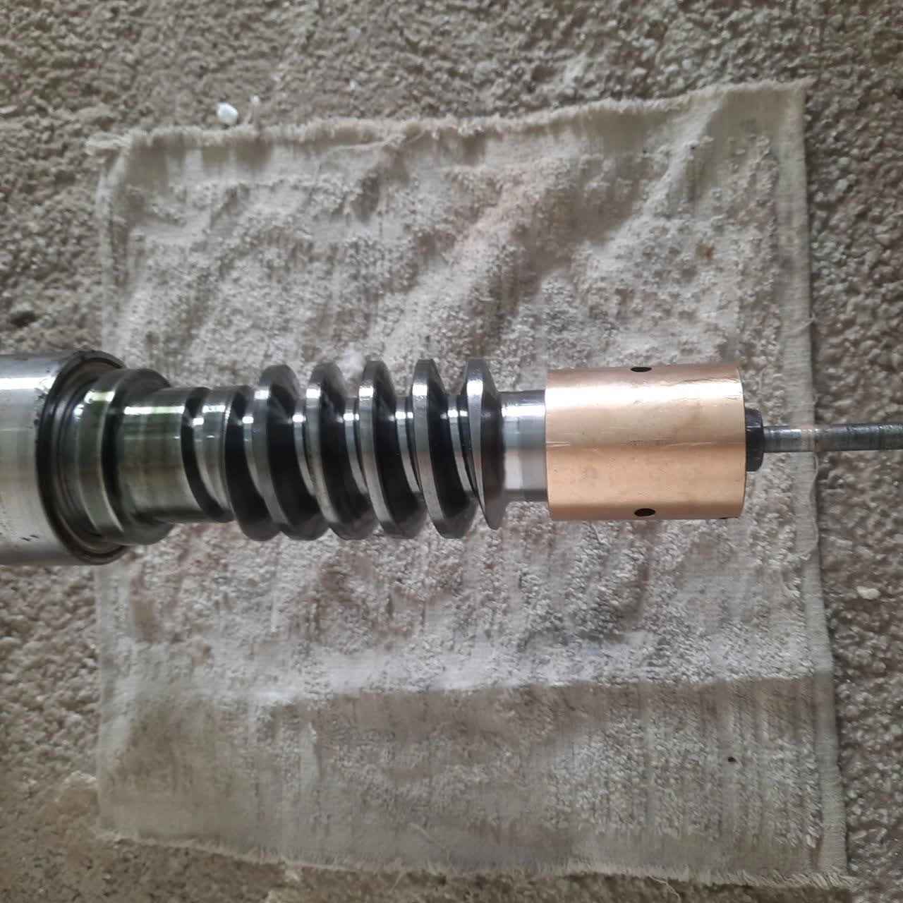 تعویض بوش برنجی موتور گیربکس آسانسور